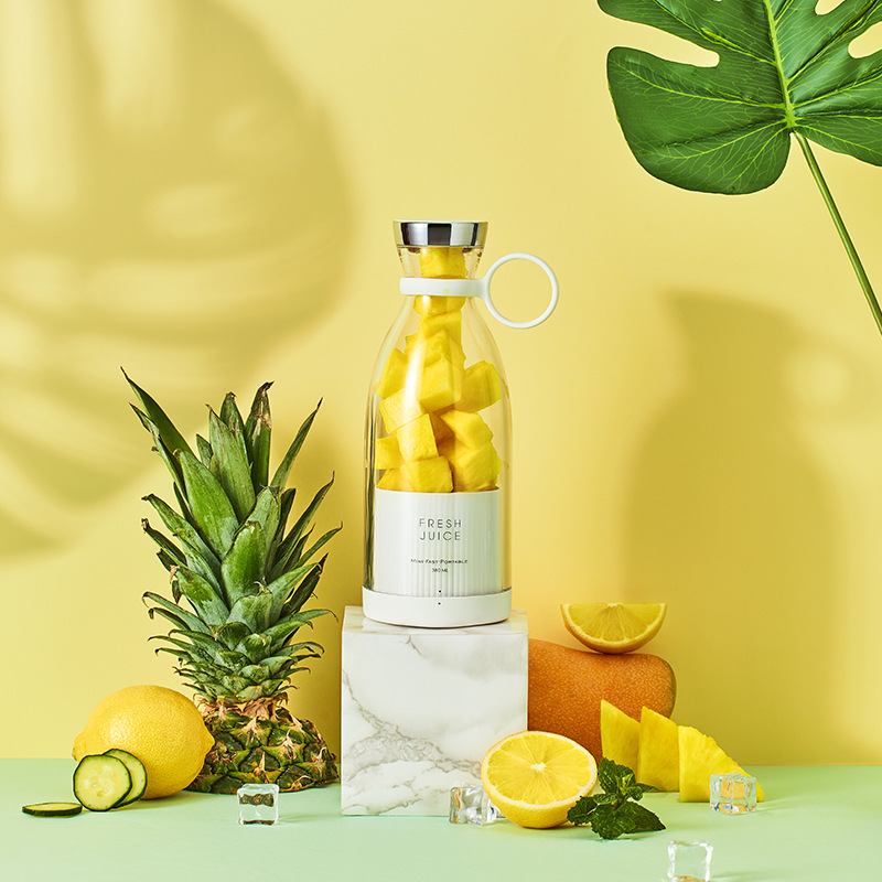 便攜式多功能USB充電榨汁杯 水果電動果汁攪拌杯！手動榨汁！純果汁 無果渣！